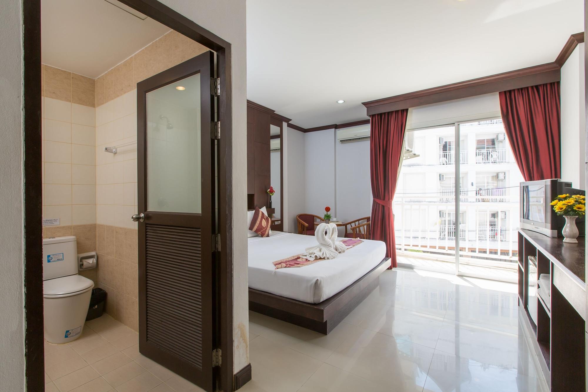 Patong Buri Hotel Экстерьер фото