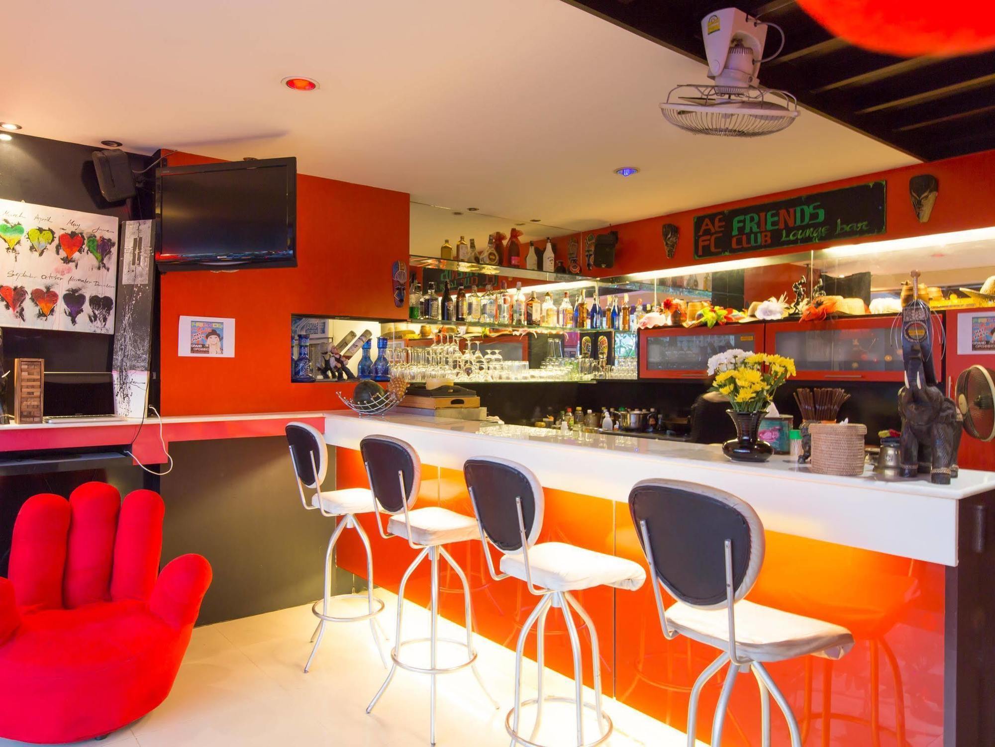 Patong Buri Hotel Экстерьер фото